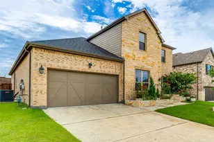 16931 Maple Bend Dr, Frisco, TX 75035 - Photo 2