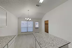 2705 Hidden Springs Dr, Mesquite, TX 75181 - Photo 4