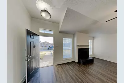 2705 Hidden Springs Drive, Mesquite, TX 75181 - Photo 2