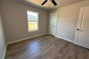 942 Minda St, Abilene, TX 79602 - Photo 8