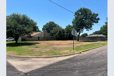 2818 Dover Drive, Sherman, TX 75092 - Photo 1