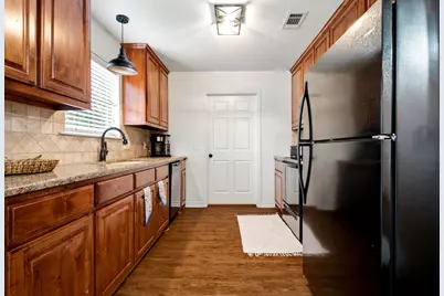 315 Stone Street, Collinsville, TX 76233 - Photo 12