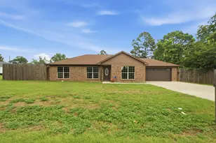 315 Stone St, Collinsville, TX 76233 - Photo 2