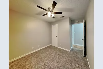 328 Teakwood Lane, Lewisville, TX 75067 - Photo 8