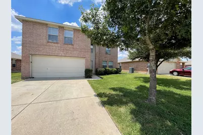 2801 Mockingbird Street, Royse City, TX 75189 - Photo 2