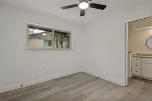 2117 Franklin Dr, Arlington, TX 76011 - Photo 16
