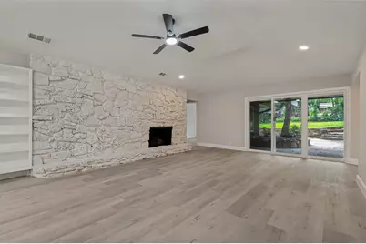 2117 Franklin Drive, Arlington, TX 76011 - Photo 4