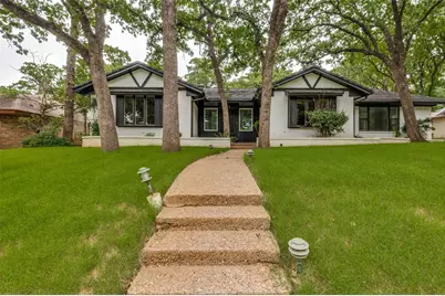 2117 Franklin Drive, Arlington, TX 76011 - Photo 1