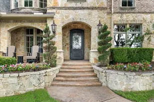 1029 Long Isles Ln, Lewisville, TX 75056 - Photo 2