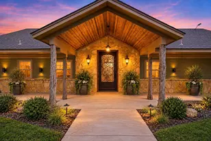 722 Three Skillet Rd, Springtown, TX 76082 - Photo 4