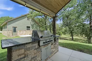 722 Three Skillet Rd, Springtown, TX 76082 - Photo 32
