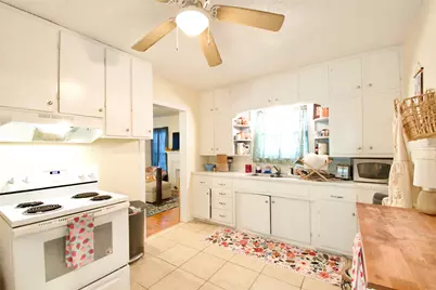 2224 Live Oak Avenue, Waco, TX 76708 - Photo 8