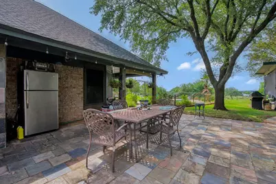 301 Ryan Avenue, Burleson, TX 76028 - Photo 12
