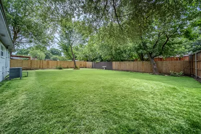 6734 Seco Boulevard, Dallas, TX 75217 - Photo 20