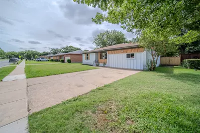 6734 Seco Boulevard, Dallas, TX 75217 - Photo 2