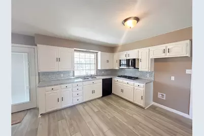 1005 Sunset Drive, Ennis, TX 75119 - Photo 12