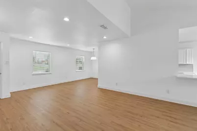 2512 Towerwood Drive, Carrollton, TX 75006 - Photo 10