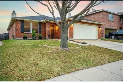 617 Almandora Drive, Arlington, TX 76002 - Photo 1