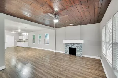 304 W 4th Street, Ferris, TX 75125 - Photo 6