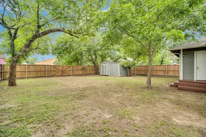 304 W 4th Street, Ferris, TX 75125 - Photo 20