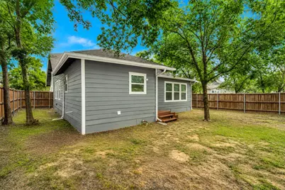 304 W 4th Street, Ferris, TX 75125 - Photo 22