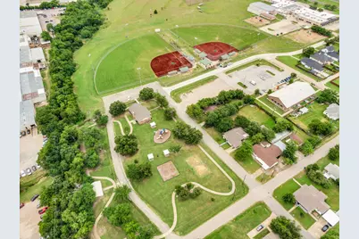 304 W 4th Street, Ferris, TX 75125 - Photo 28