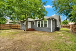 304 W 4th St, Ferris, TX 75125 - Photo 20