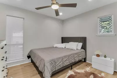 7428 Walling Lane, Dallas, TX 75231 - Photo 14