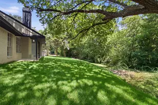 210 Squirebrook Dr, DeSoto, TX 75115 - Photo 26