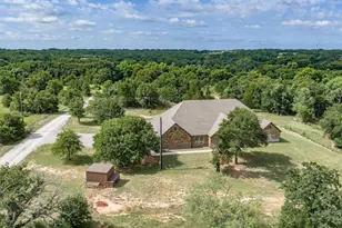 910 Co Rd 1111, Decatur, TX 76234 - Photo 2