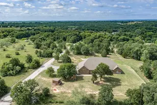 910 Co Rd 1111, Decatur, TX 76234 - Photo 32