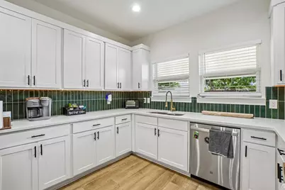 1829 Galveston Street, Grand Prairie, TX 75051 - Photo 14