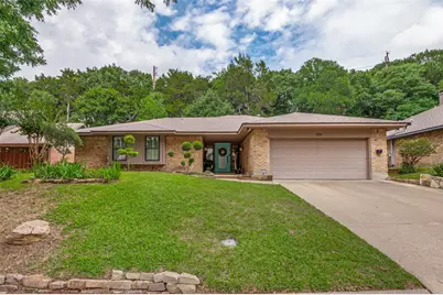 826 Cherlynne Drive, Cedar Hill, TX 75104 - Photo 2
