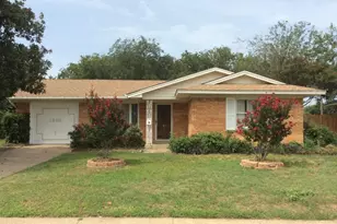 1201 Travis St, Garland, TX 75040 - Photo 1