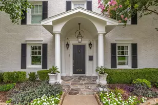 3782 W 4th St, Fort Worth, TX 76107 - Photo 2