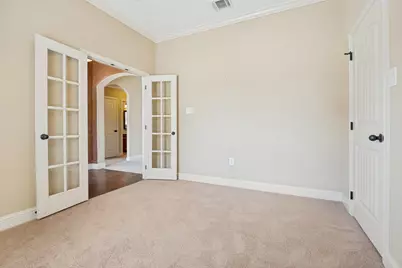 215 Newcastle Street, Waxahachie, TX 75165 - Photo 4