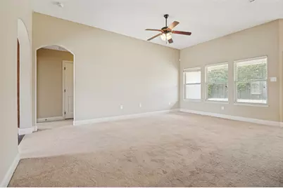 215 Newcastle Street, Waxahachie, TX 75165 - Photo 6