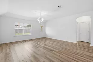 2201 Willow Creek Dr, Little Elm, TX 75068 - Photo 10