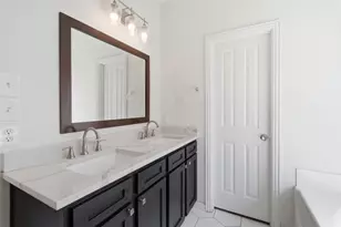 2201 Willow Creek Dr, Little Elm, TX 75068 - Photo 16