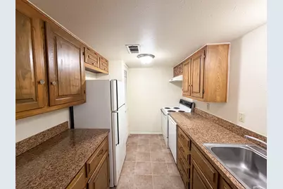 510 W Marvin Avenue #209, Waxahachie, TX 75165 - Photo 4