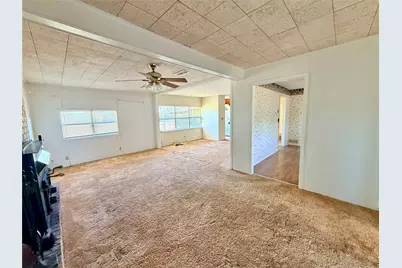 649 McCartney Lane, Tye, TX 79563 - Photo 8
