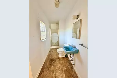 649 McCartney Lane, Tye, TX 79563 - Photo 14