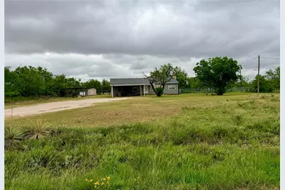 649 McCartney Lane, Tye, TX 79563 - Photo 2