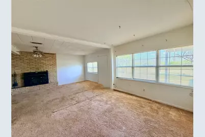 649 McCartney Lane, Tye, TX 79563 - Photo 6