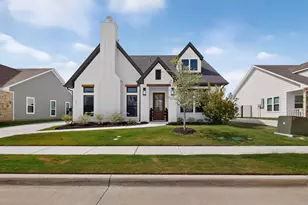 1573 Saylee Ln, Burleson, TX 76028 - Photo 2