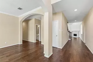 1926 Edgehill Dr, Allen, TX 75013 - Photo 2