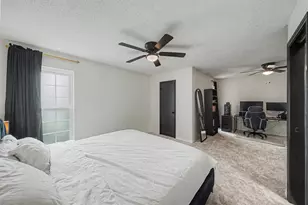 303 Shelmar Dr, Euless, TX 76039 - Photo 16