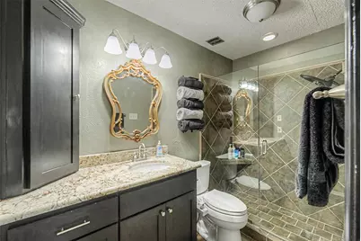 303 Shelmar Drive, Euless, TX 76039 - Photo 22