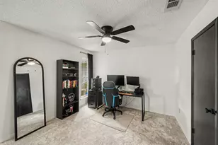 303 Shelmar Dr, Euless, TX 76039 - Photo 20