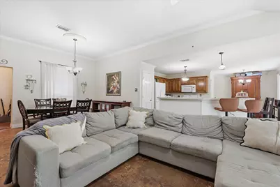 5002 Bayberry Drive, Arlington, TX 76017 - Photo 10